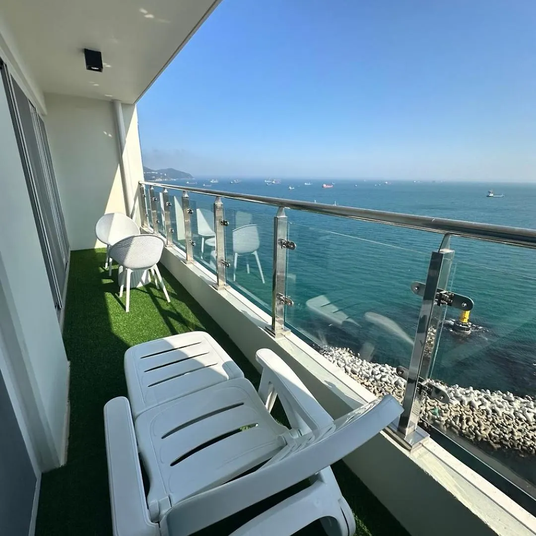 The December Stay Busan Songdo Ocean Terrace Hotel