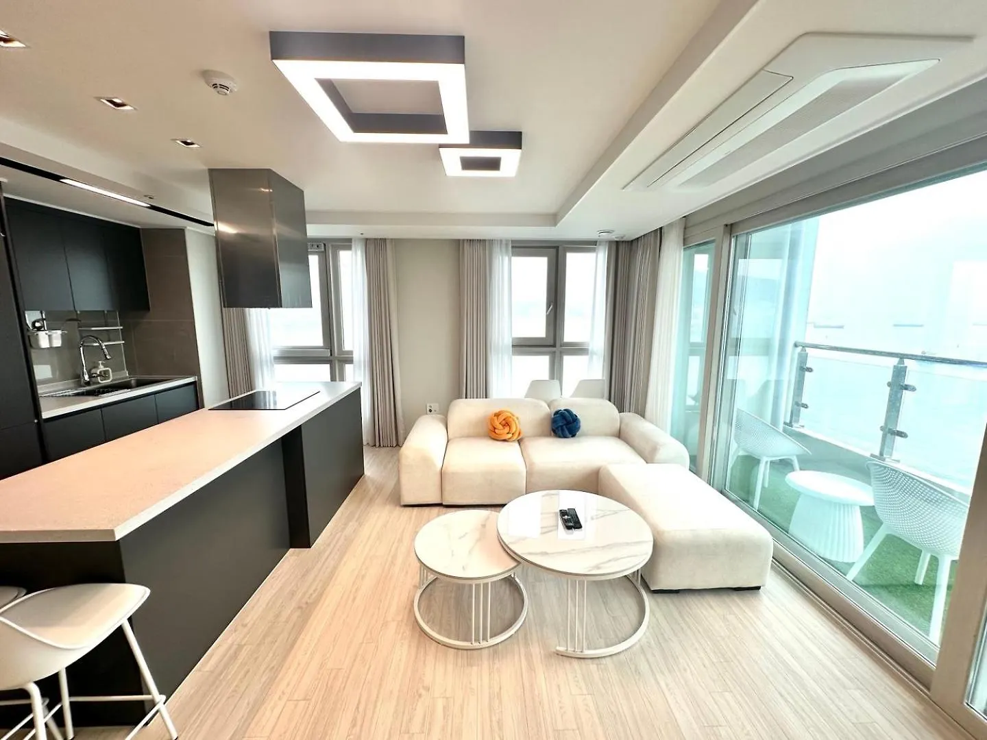 Hotel The December Stay Busan Songdo Ocean Terrace