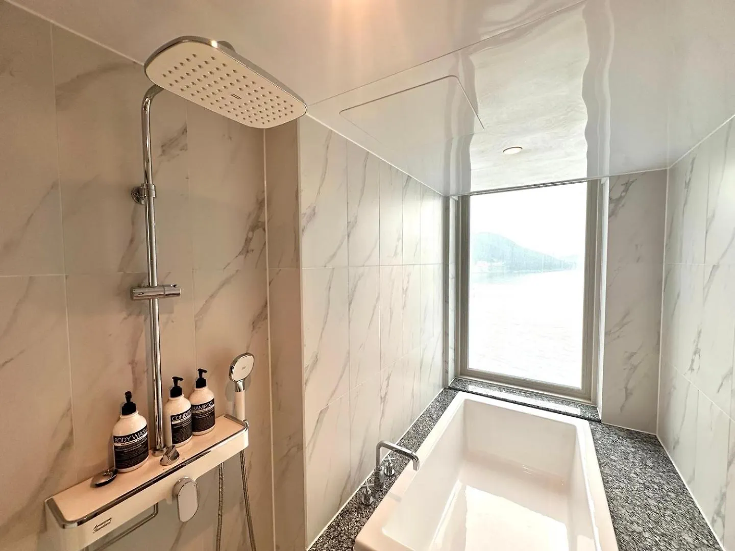 ***** Hotel The December Stay Busan Songdo Ocean Terrace South Korea