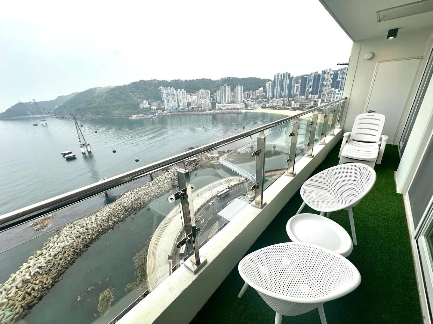 Hotel The December Stay Busan Songdo Ocean Terrace